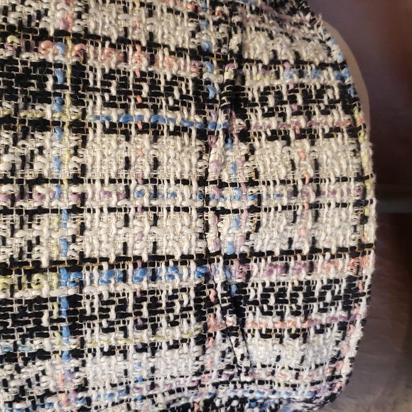 BIKER STYLE JACKET IN A CHANNEL LIKE PLAID fabric - Picture 7 of 9